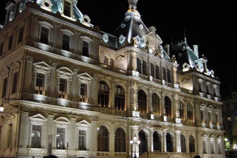Appartements Cordeliers ليون الغرفة الصورة